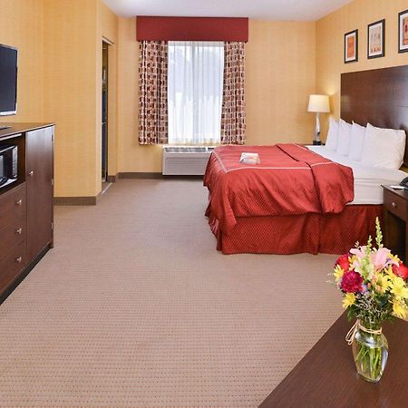 Quality Suites Stratford Ngoại thất bức ảnh