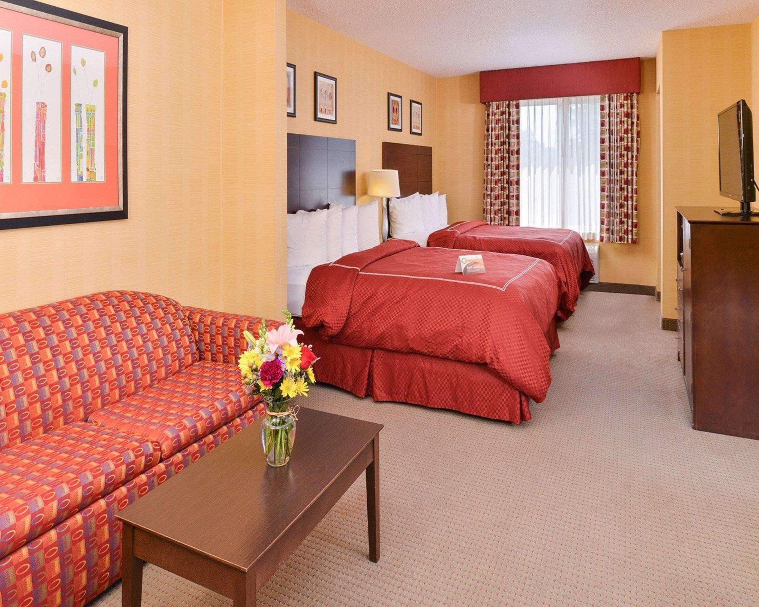 Quality Suites Stratford Ngoại thất bức ảnh
