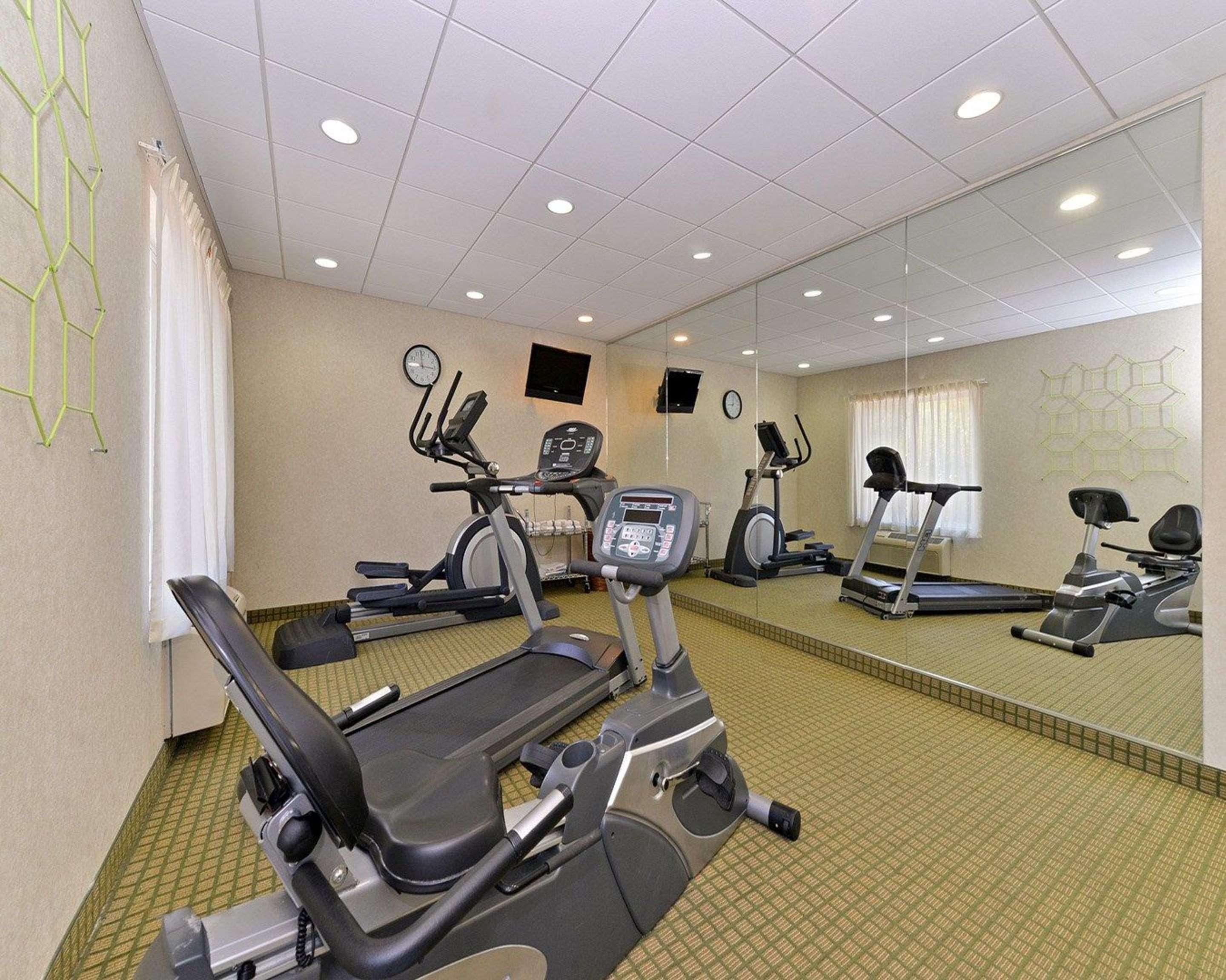 Quality Suites Stratford Ngoại thất bức ảnh