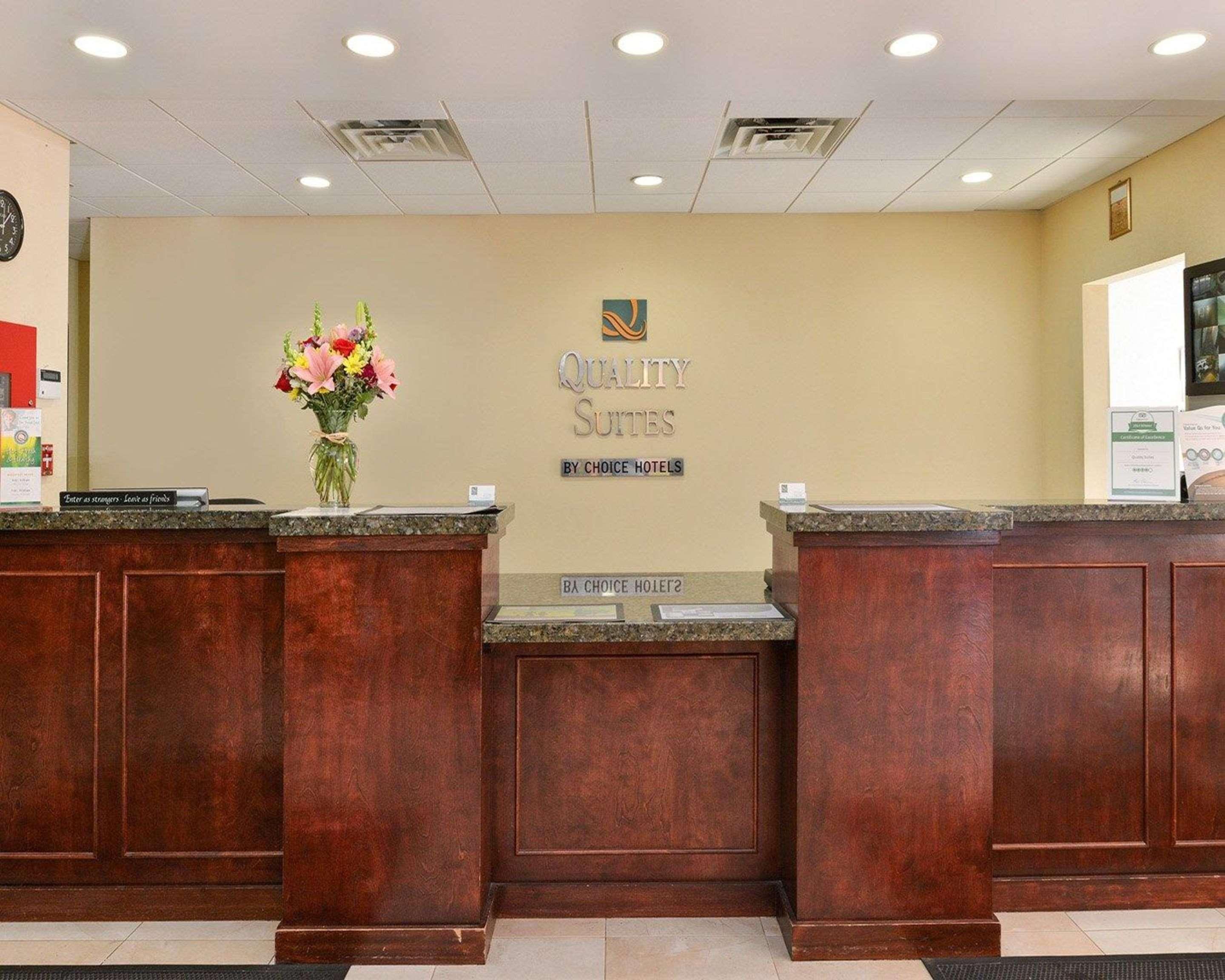 Quality Suites Stratford Ngoại thất bức ảnh