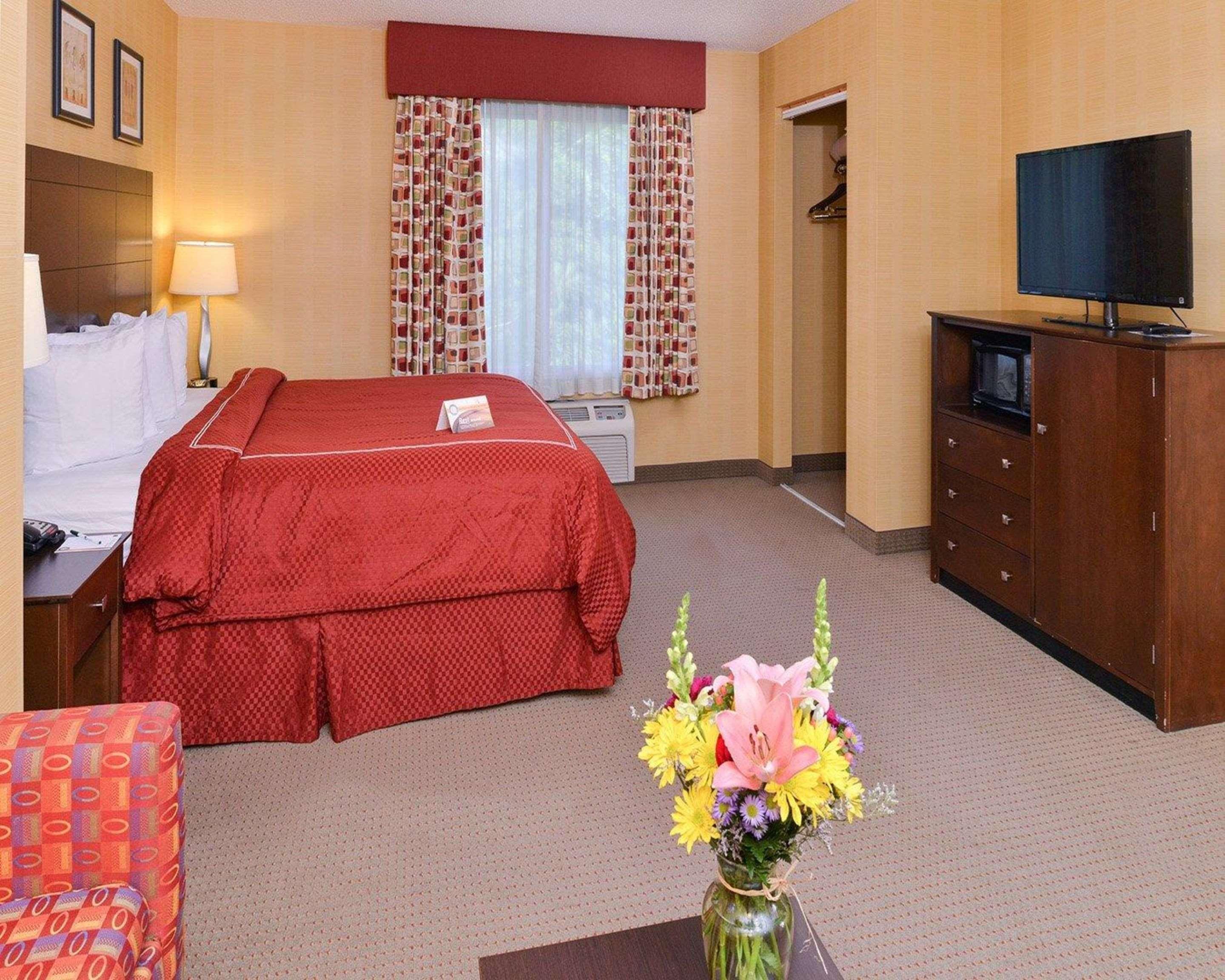 Quality Suites Stratford Ngoại thất bức ảnh