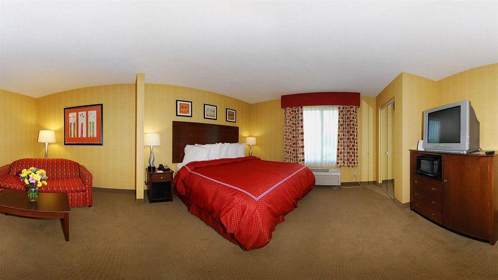 Quality Suites Stratford Ngoại thất bức ảnh