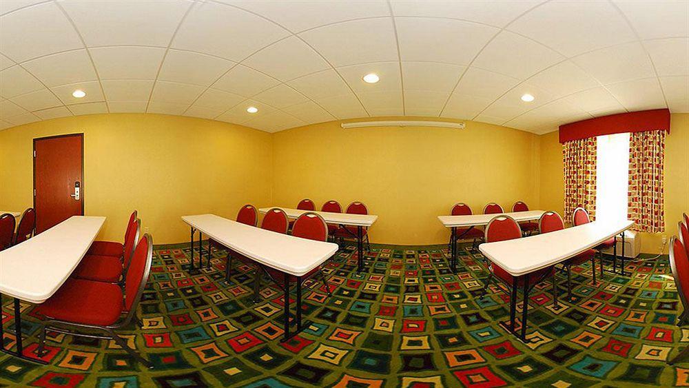 Quality Suites Stratford Ngoại thất bức ảnh